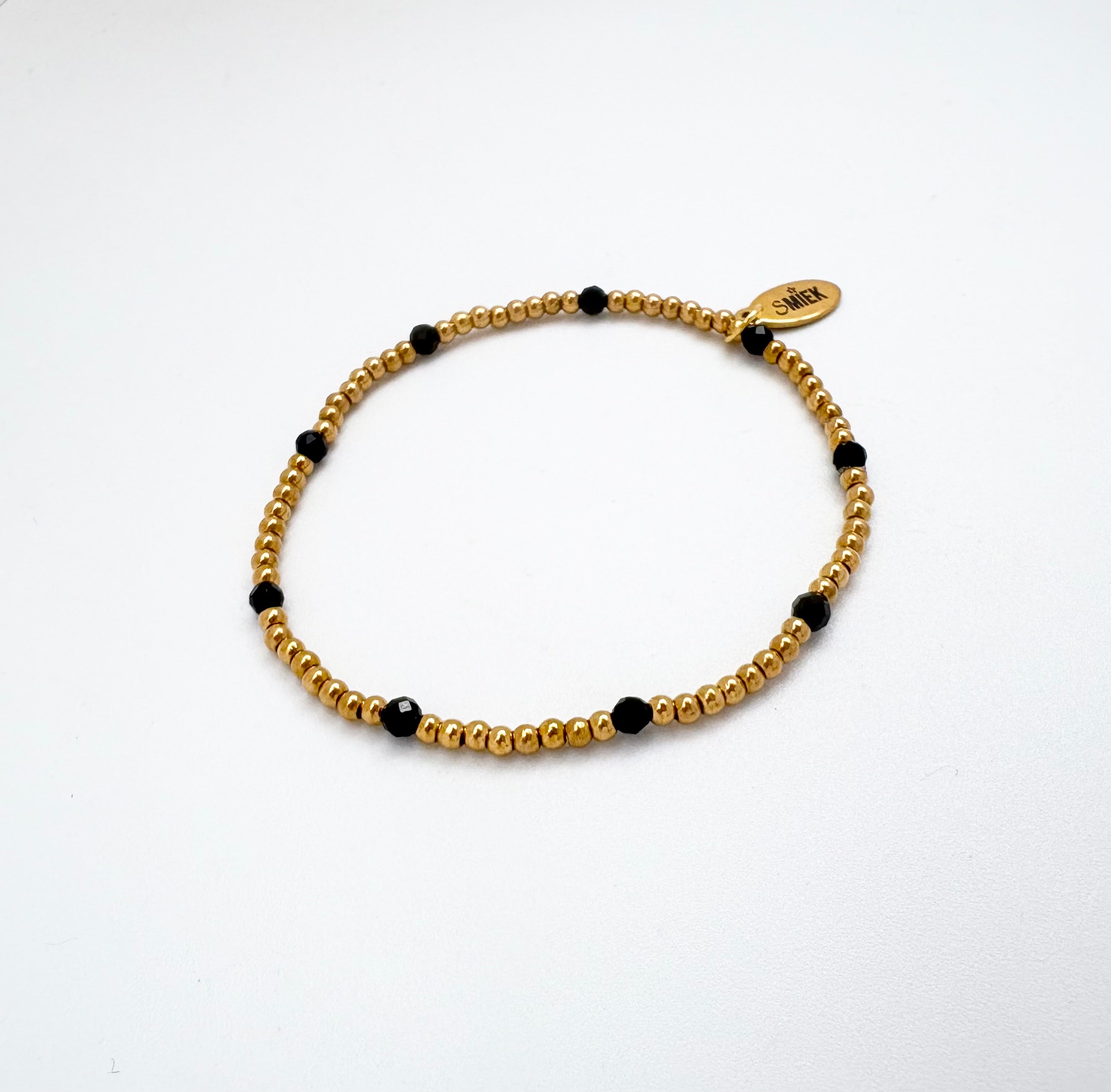 Spinel dots