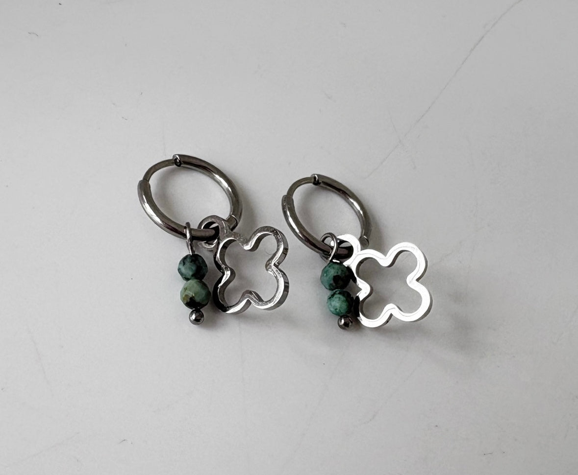 Clover with Nature