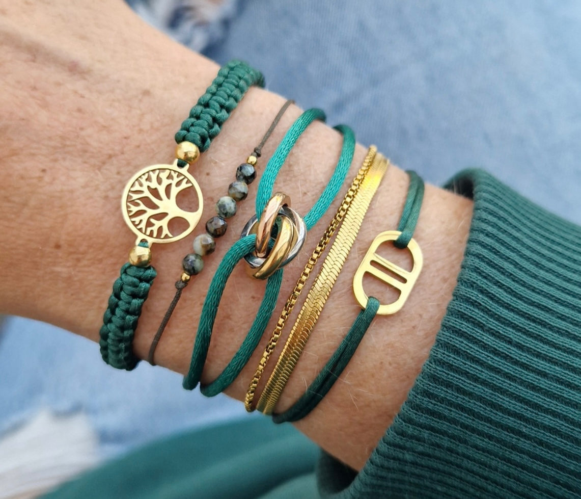 Satin circles trio